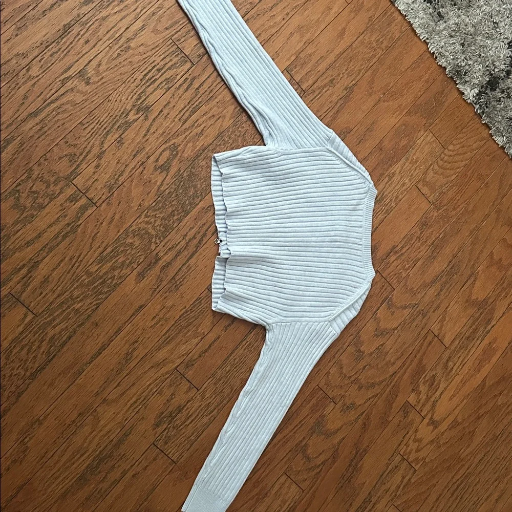 Wild Fable Light Gray/Blue Ribbed Cropped Cardigan - Picture 4 of 4